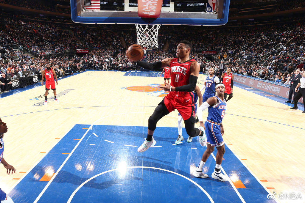  沃特金斯读秒绝杀，维拉公园球场见证奇迹时刻  