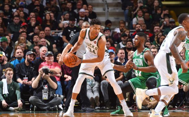  威廉姆斯三分雨凯尔特人击败雄鹿抢占东部第一